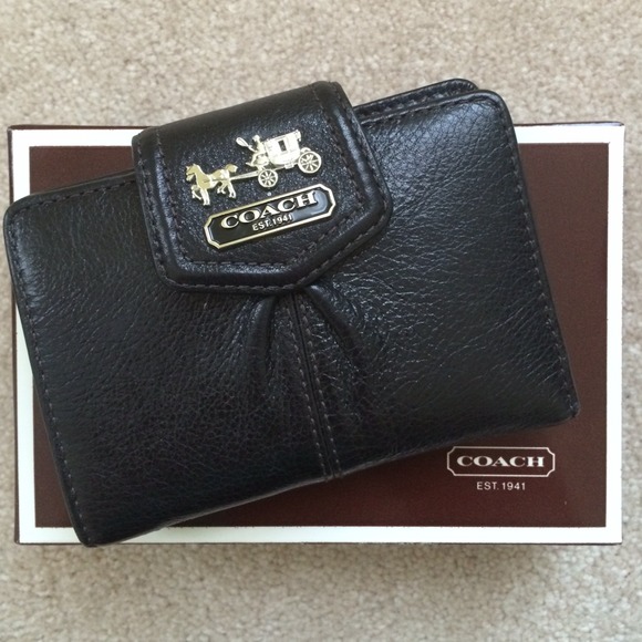 Coach wallet (SOLD)