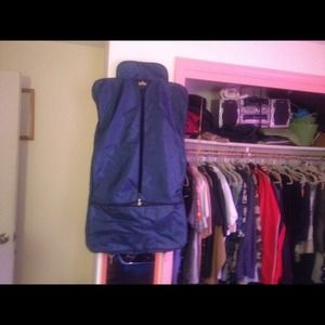 Travel suit bag Pierre verdin navy blue nwot