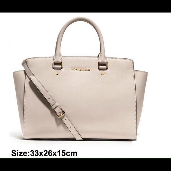 🎉flash sale🎉 MK looking bag!