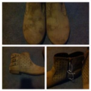 Brand new, Brown distressed ankle cut-out booties