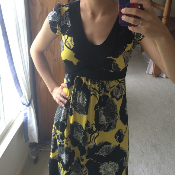❤️Donna Morgan yellow sundress ☀️☀️ - Picture 2 of 3
