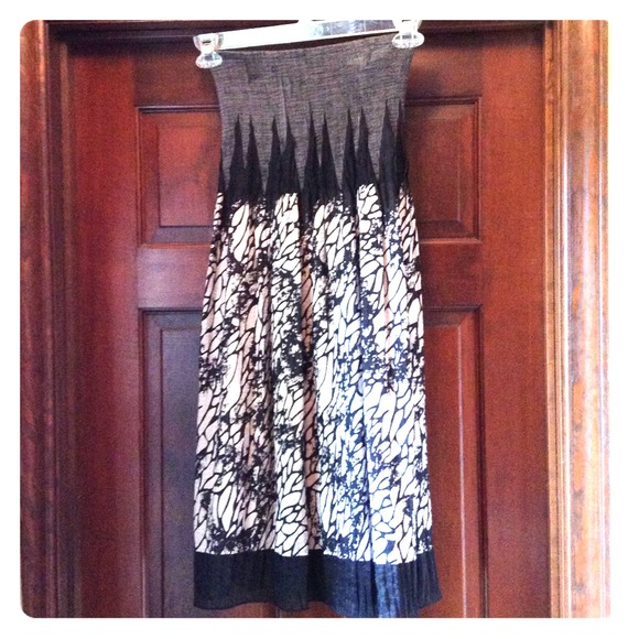 Black/white convertible dress/skirt