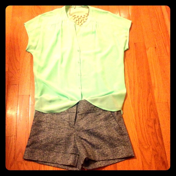 Express cuffed editor shorts- size 2