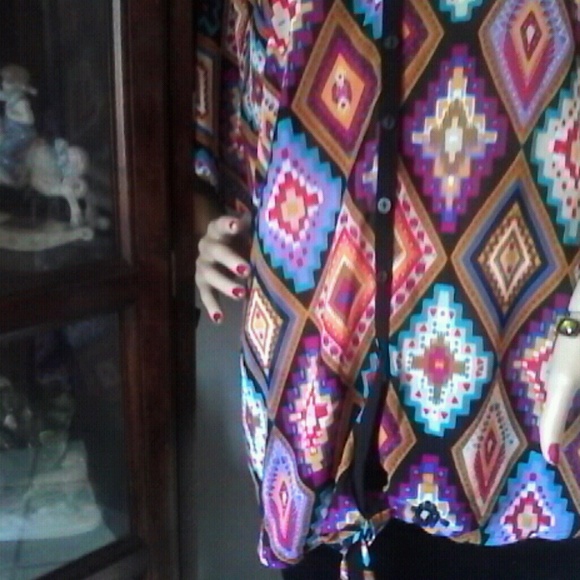 Breezy blouse - Picture 3 of 3