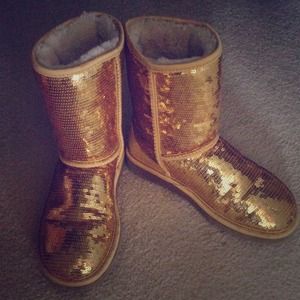 💗REDUCED💗UGG Classic Sparkles Gold