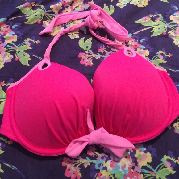 👙🐠🌺☀️🌊