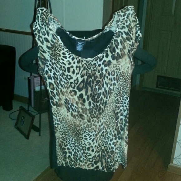 Shirt with sheer back and leapord front
