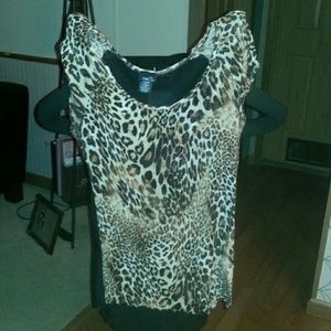 Shirt with sheer back and leapord front