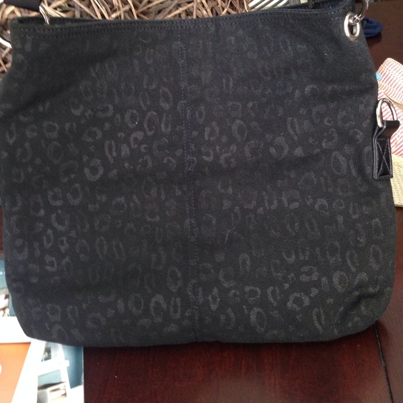 Thirty-One Suite Cross and Fold Purse NEW!
