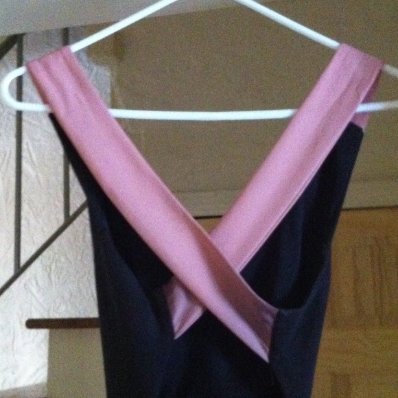 ❄️WINTER SALE❄️ high low dress - Picture 2 of 3