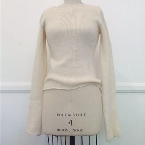 Costume national creme zip sweater