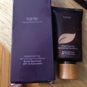 💜bundle- tarte foundation and concealer💜