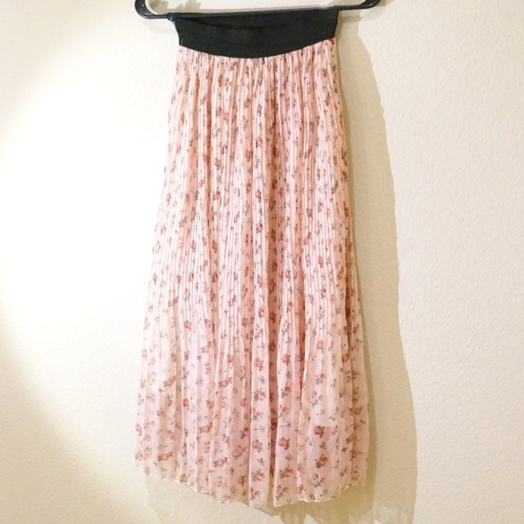 Gorgeous Chiffon belted Maxi Skirt Super Sweet - Picture 4 of 4