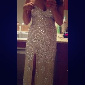 JOVANI DRESS SIZE 8 worn once