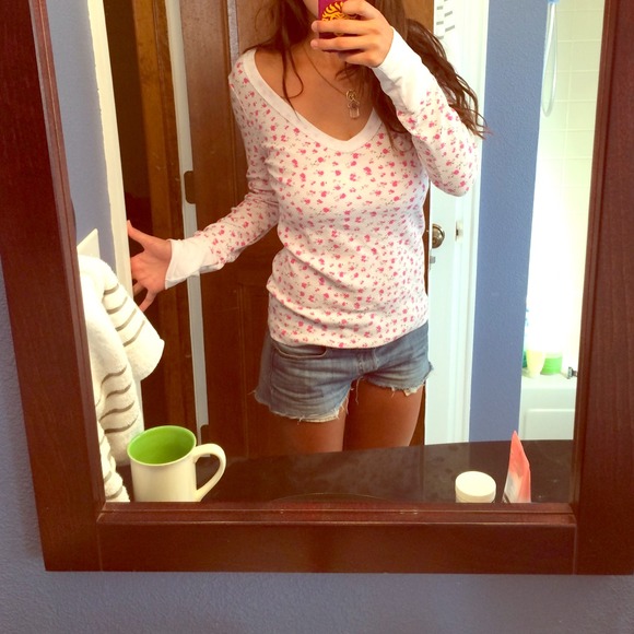 Floral print long sleeve shirt !