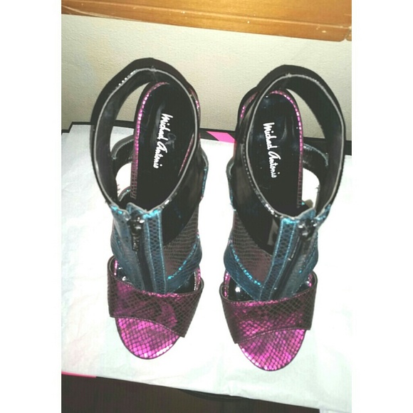SOLD! Michael Antonio multicolor heels. - Picture 2 of 4