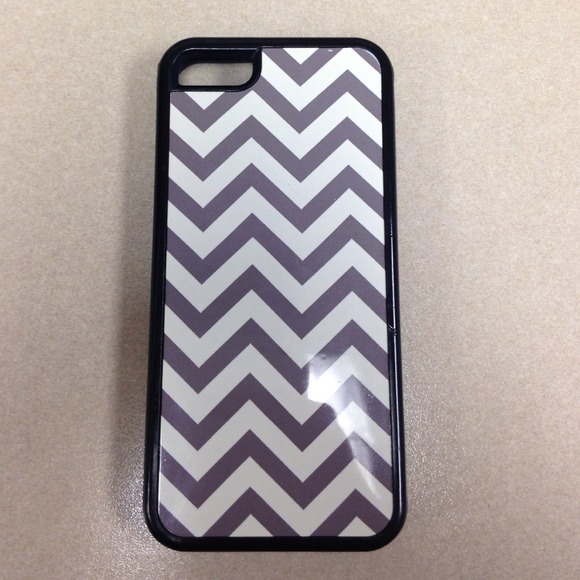 Grey and white Chevy case!