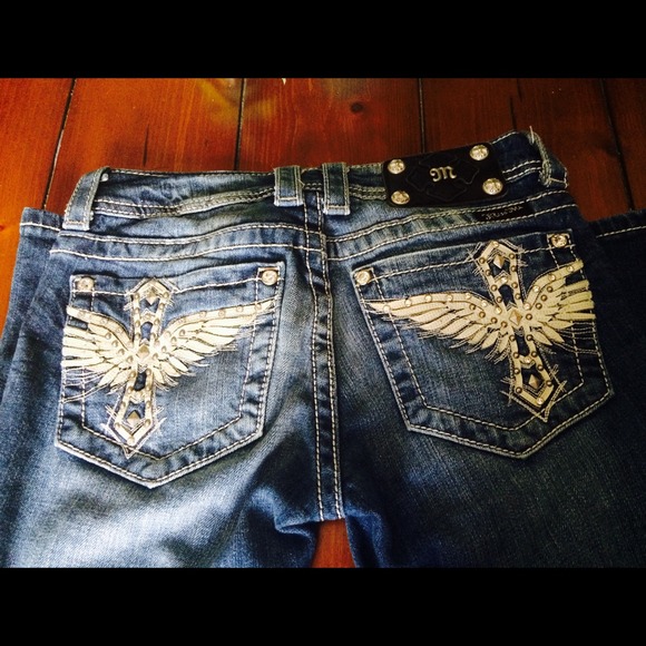 Price Lowered! Miss Me Jeans Bling Pockets