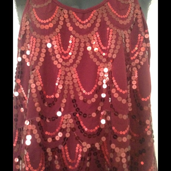 Top..SOLD - Picture 2 of 3