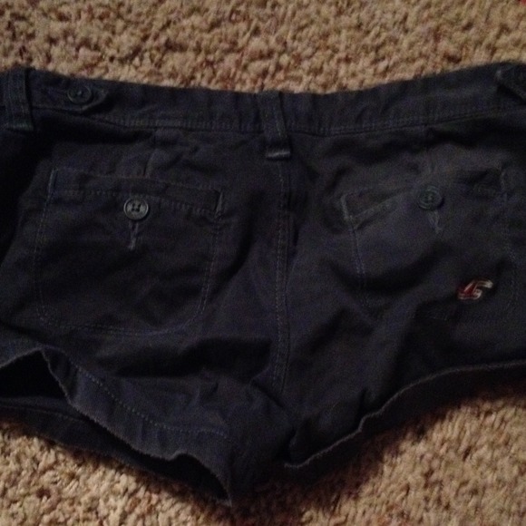 Hollister cotton shorts size 0 - Picture 2 of 3