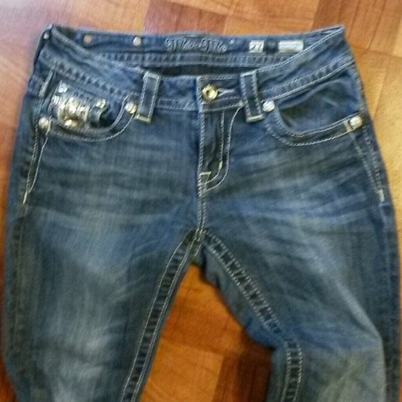 Sold - Picture 3 of 3