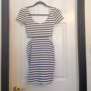 Striped dress with side cut-out's