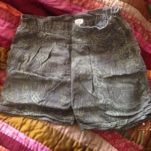 High waisted shorts tropical print