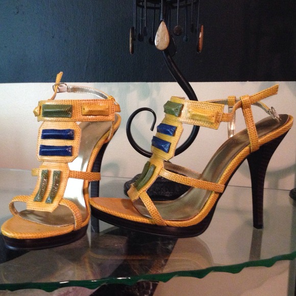 High heel sandals