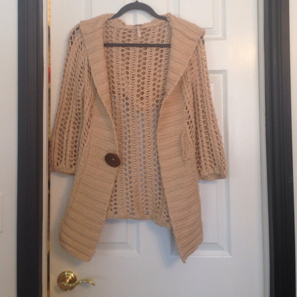 Free People tan knit sweater with hood - Picture 3 of 3