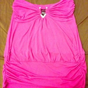 Super cute strapless top!!