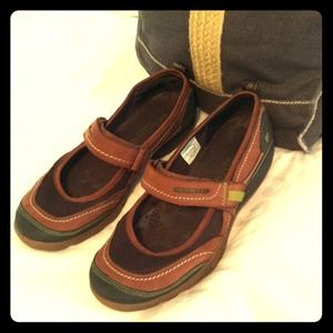 Merrill comfy shoes!