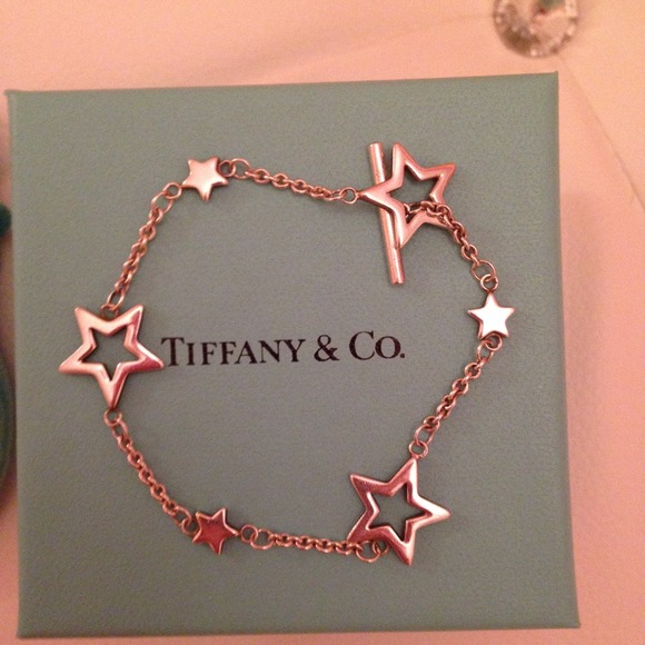 TIFFANY & CO sterling silver star bracelet