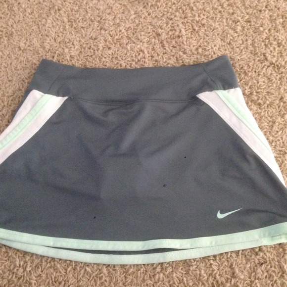Girls Nike Dry Fit NWOT