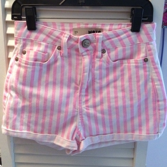 Top Shop high waisted pink stripped shorts