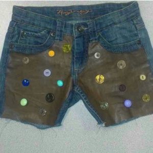 CUSTOMIZE DENIM BUTTON SHORTS