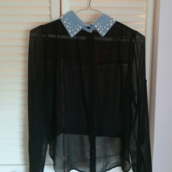 Black casual see through top with pearls