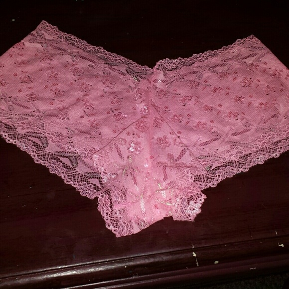 2undies and addidas sandals