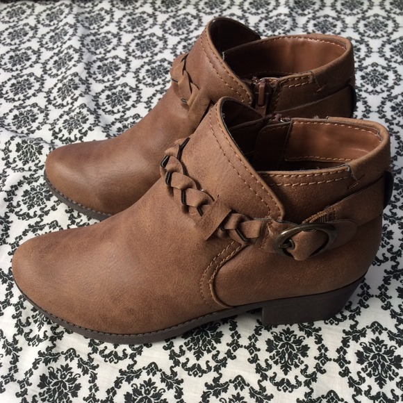 F21 Booties
