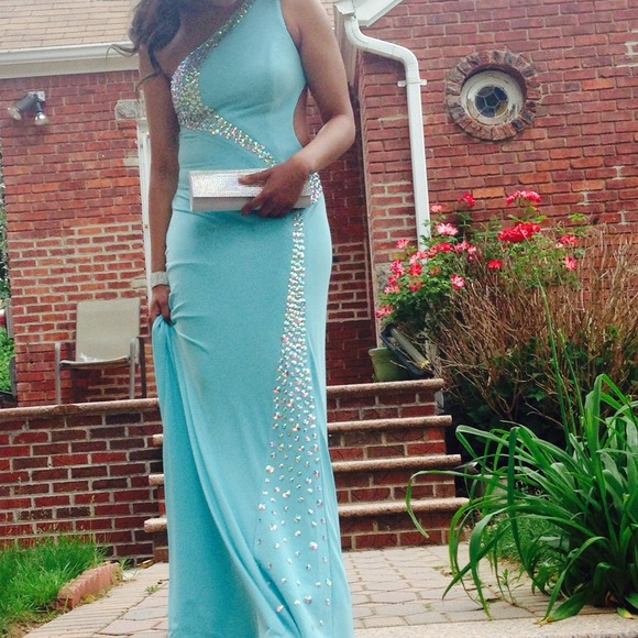 Tony Bowls blue prom dress - Picture 2 of 2