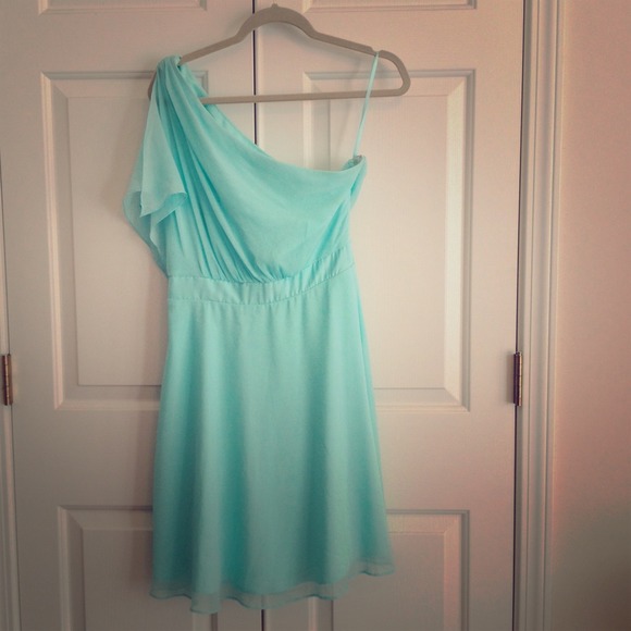 Gorgeous seafoam green chiffon chemise dress