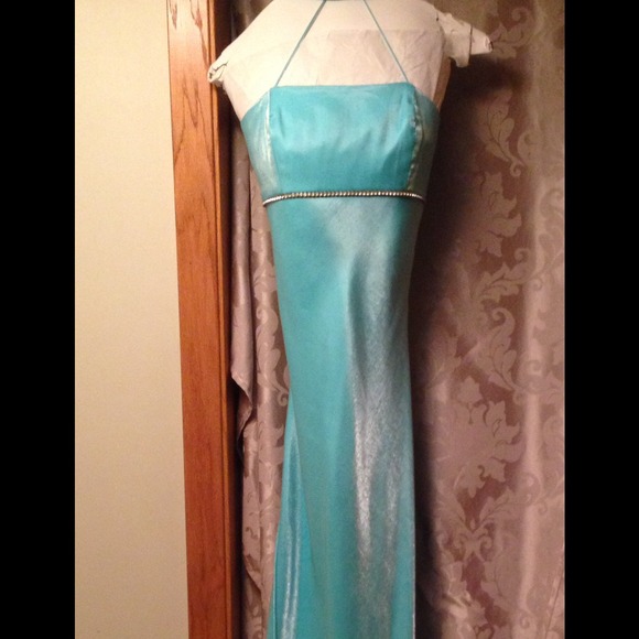 Faviana dress - Picture 1 of 2