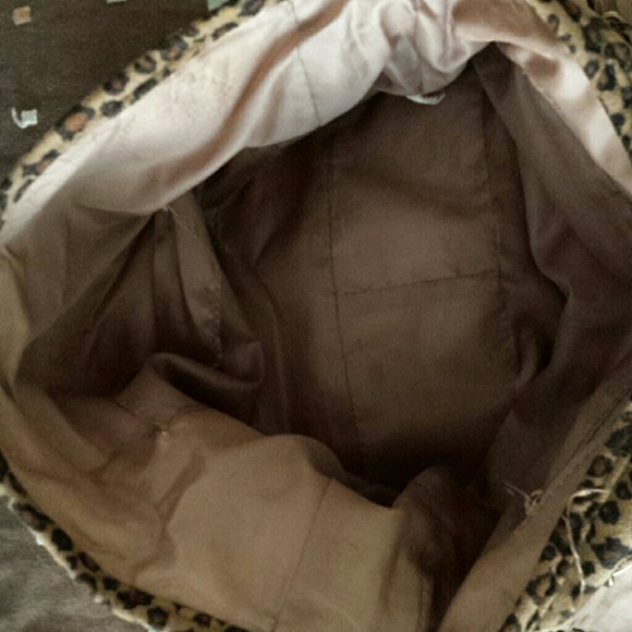 GONE Leopard Bag - Picture 4 of 4