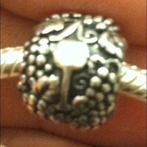 Pandora original wine charm