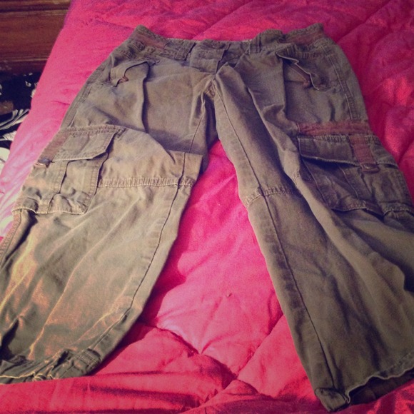 Cabi olive green Capri pants