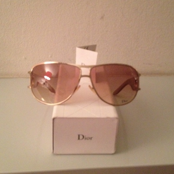 ❤️SPRING SALE❤️ REAL DIOR gold sunglasses