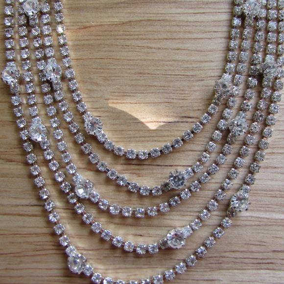 Rhinestone tri-layered necklace & dangle earrings jewelry set 2pc Clear Stones - Picture 3 of 3