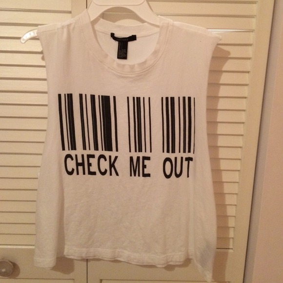 Check me me out muscle tee