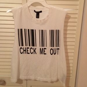 Check me me out muscle tee