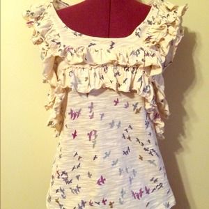 Bird-Ruffled Top