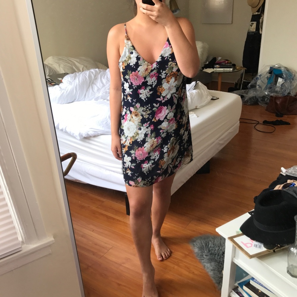 Tobi floral dress